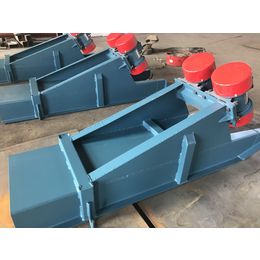 往復(fù)式給料機控量動如何振制機給小料