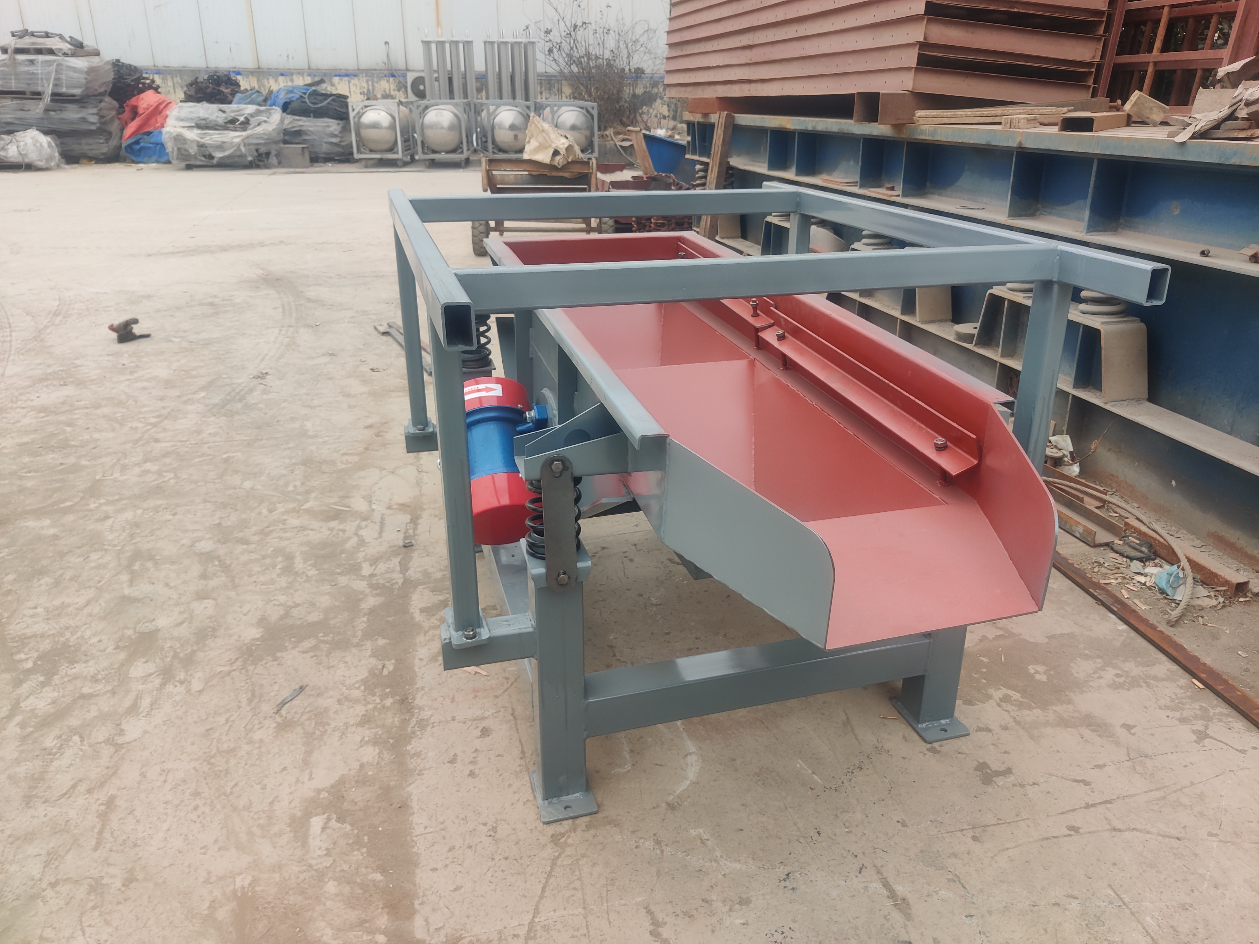 電磁振動(dòng)給料機(jī)的調(diào)整、調(diào)試