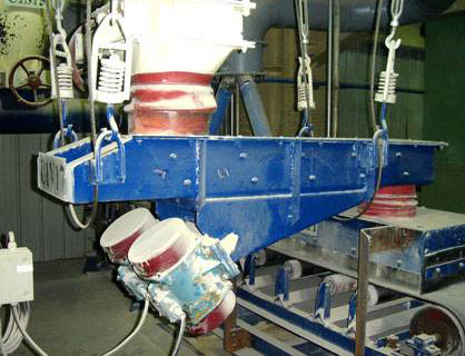 棒條式振動給料機(jī)的操作注意要點(diǎn)(棒條給料機(jī)工作原理)